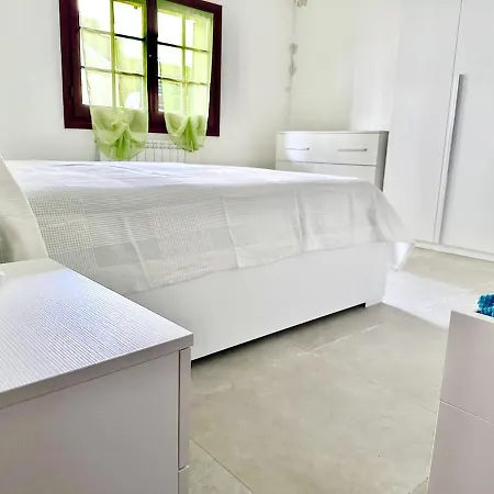 Tatil Evi Iris House *