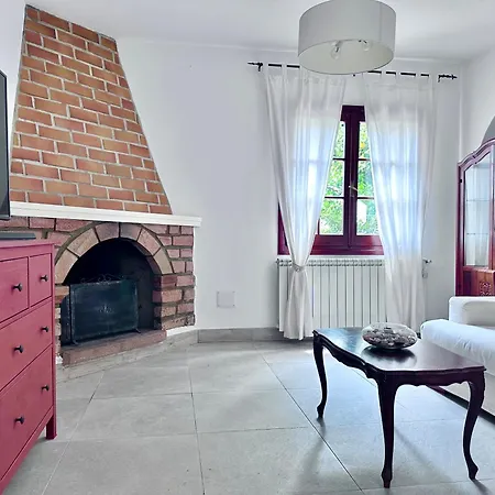 Iris House Nyaraló *