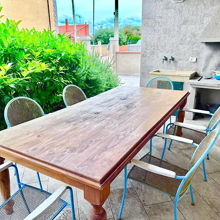 Iris House Tatil Evi Valledoria (Sardinia)